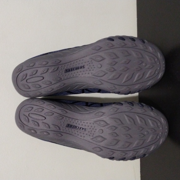 Skechers 8.5 Breathe Easy Made Ya Look Sneakers in Navy Relaxed Fit Air … - Picture 6 of 6